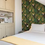 Bed and Breakfast The Indy House - &