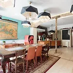 The Indy House - & 3* Lisboa