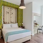 The Indy House - & 3*