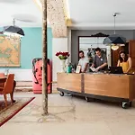 The Indy House - & 3* Lisboa