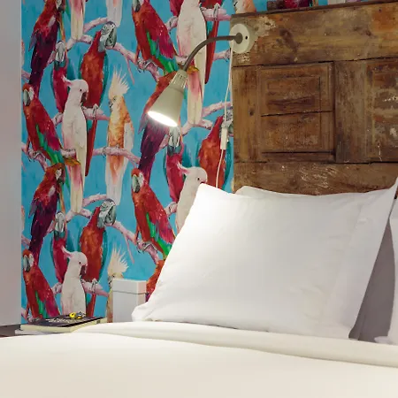 The Indy House - & 3*