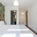 The Indy House - & Alojamento de Acomodação e Pequeno-almoço