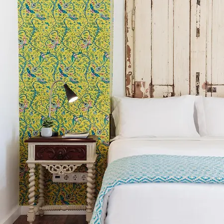 The Indy House - & Bed & Breakfast Lisbon