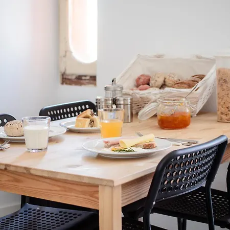 The Indy House - & Bed & Breakfast