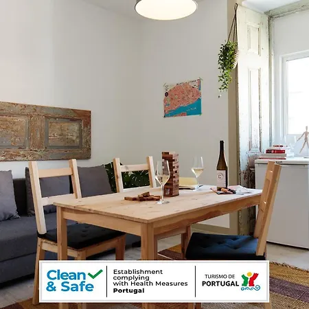 The Indy House - & Lisbon